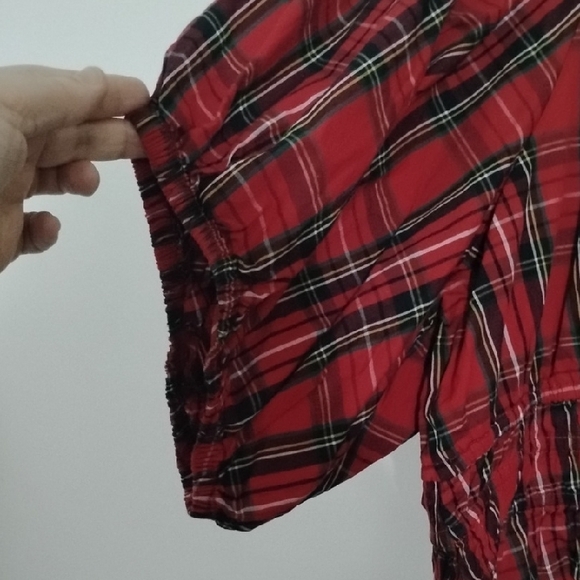 NWT Old Navy Red V Neck Plaid Preppy Casual Peasant Style Top - Picture 5 of 10